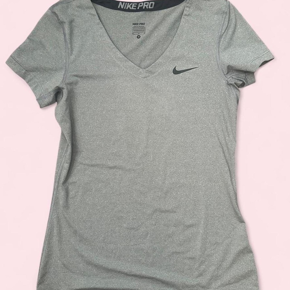 Nike Pro Womens V Neck Short Sleeve Athletic Shirt Heather Gray Medium